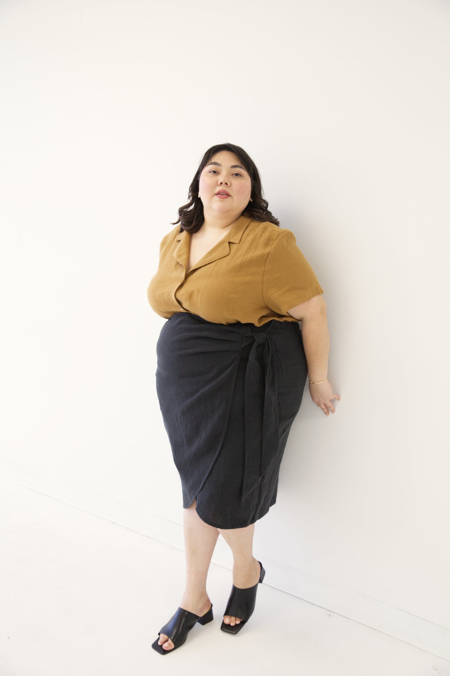 I AM ABUNDANT Mid-Length Skirt | Black