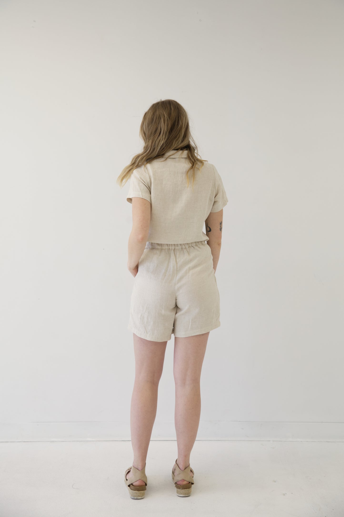 I AM STRONG Shorts | Oatmeal