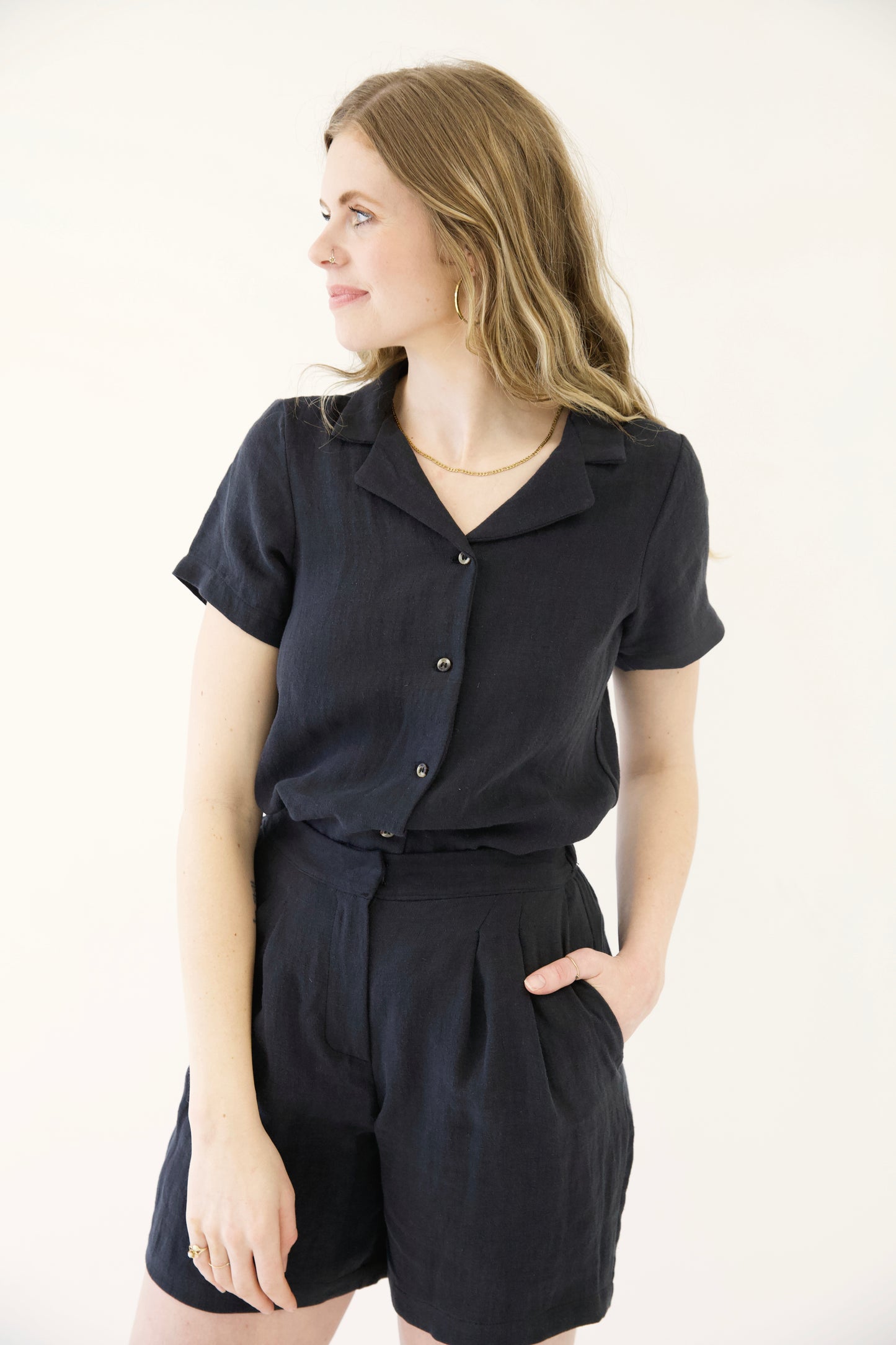 I AM STRONG Shorts | Black Linen Twill