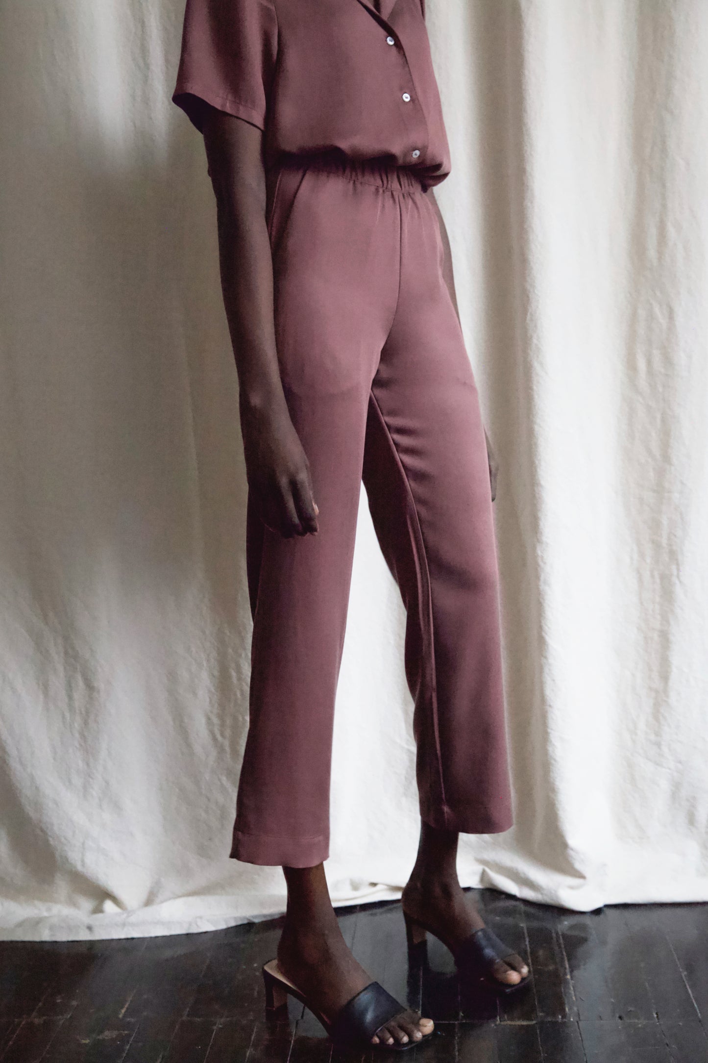 I AM GROUNDED Pants | Plum
