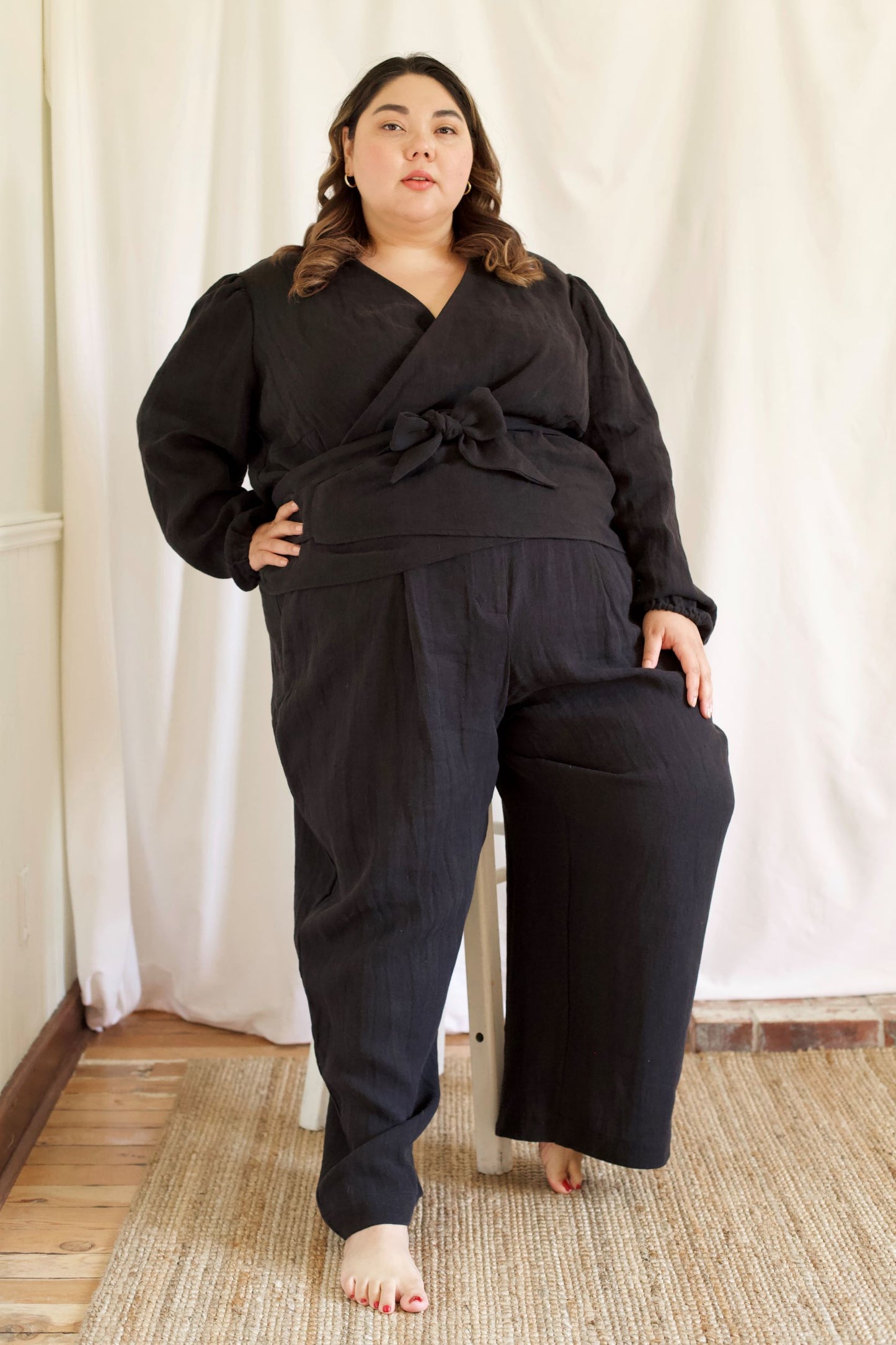 I AM STRONG Trousers | Black Linen Twill