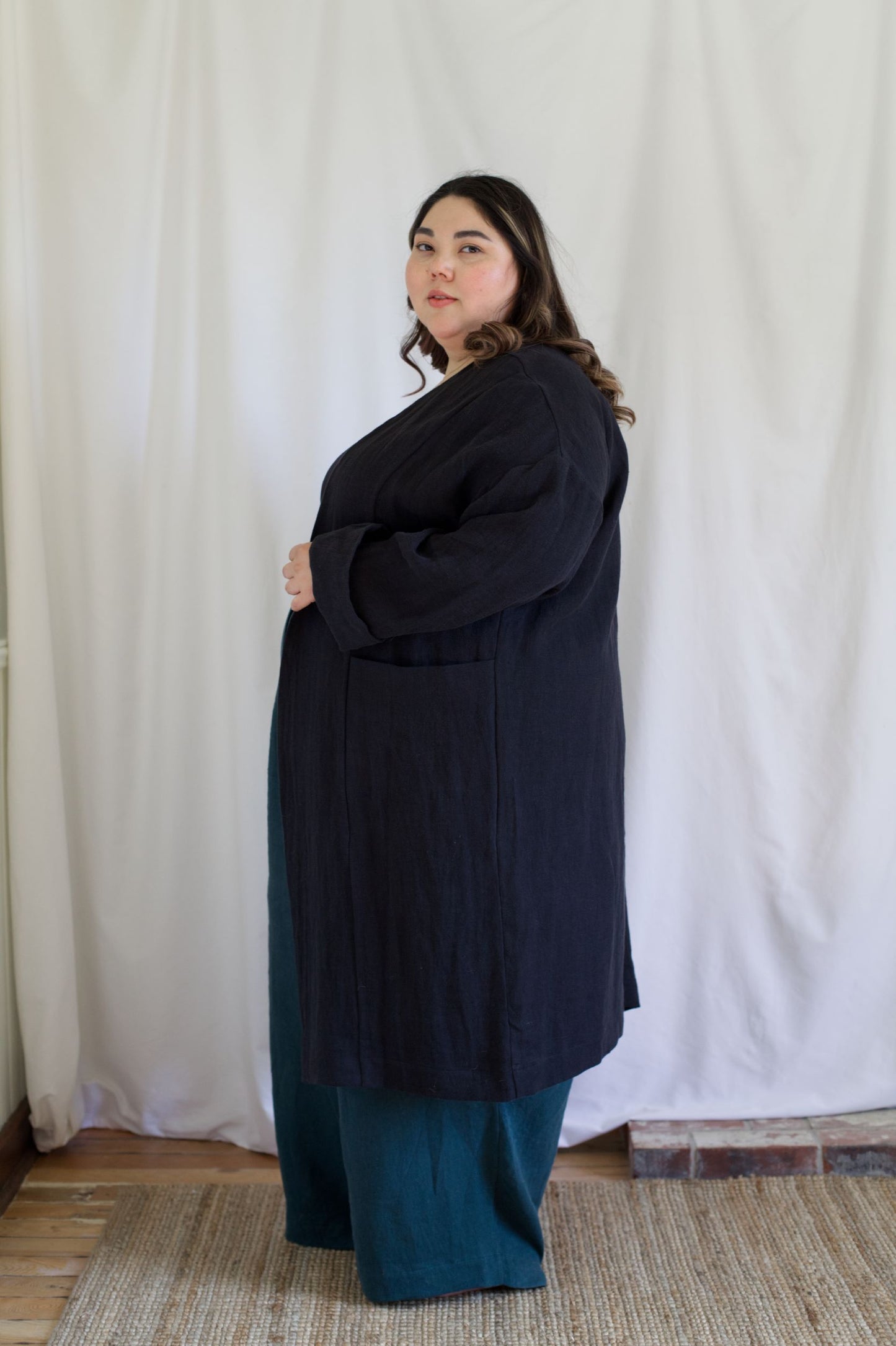 I AM HEARD Coat | Black