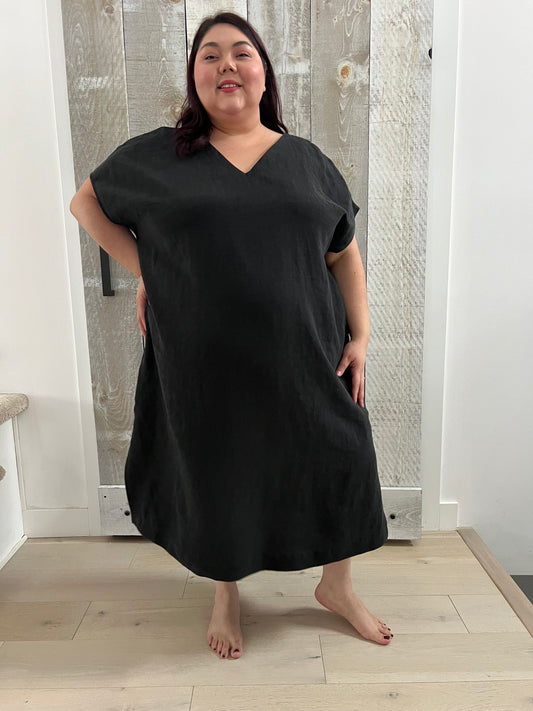SAMPLE SALE | I AM LOVED Dress | Black | 4X