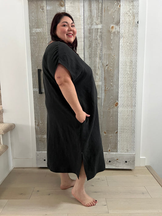 SAMPLE SALE | I AM LOVED Dress | Black | 4X