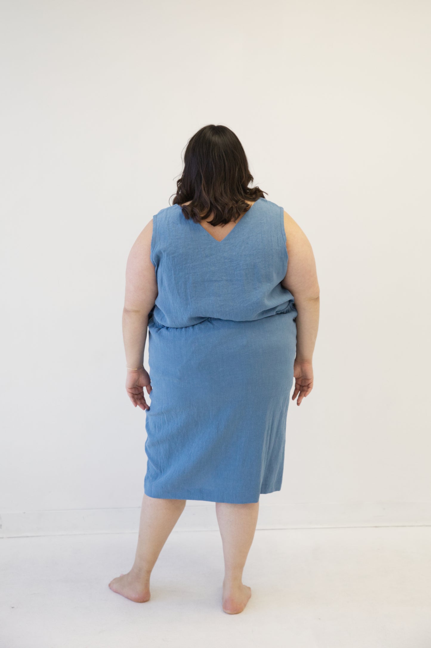 I AM ABUNDANT Mid-Length Skirt | Coastal Blue