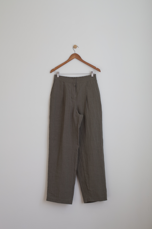 I AM STRONG Trousers | Sage